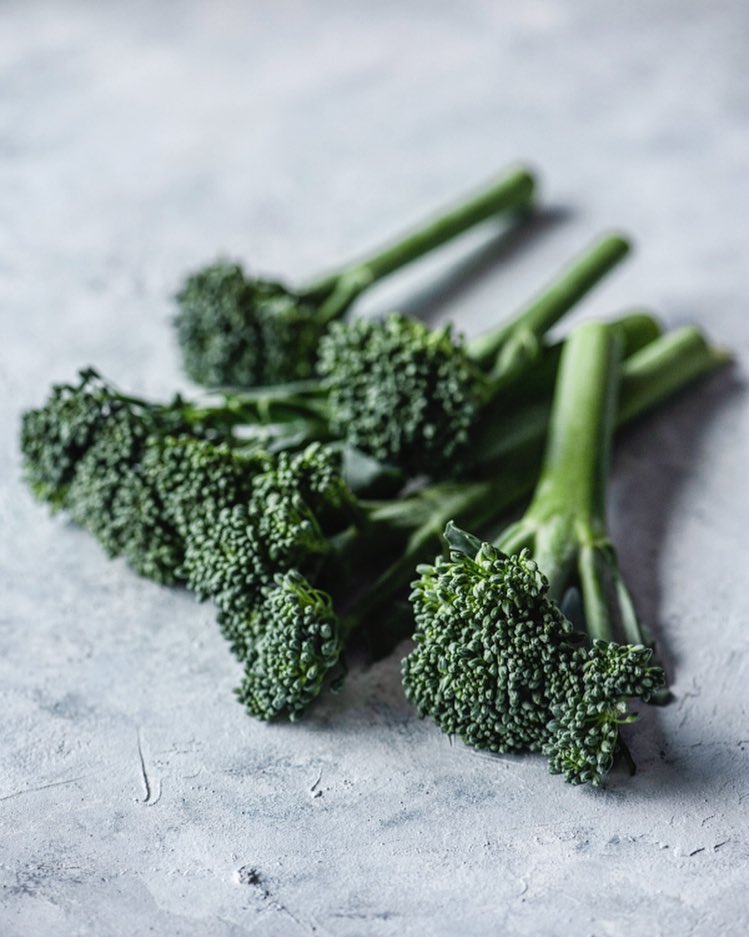 μπρόκολο μίνι, broccolini, broccoli sprouting, baby broccoli